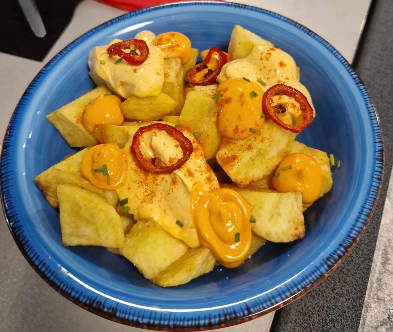 Foto de las bravas: Safrà Gastrobar