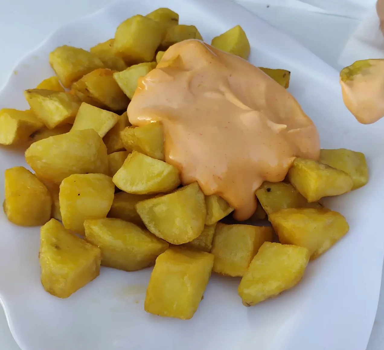 Foto de las bravas: El Tapeo | Bar