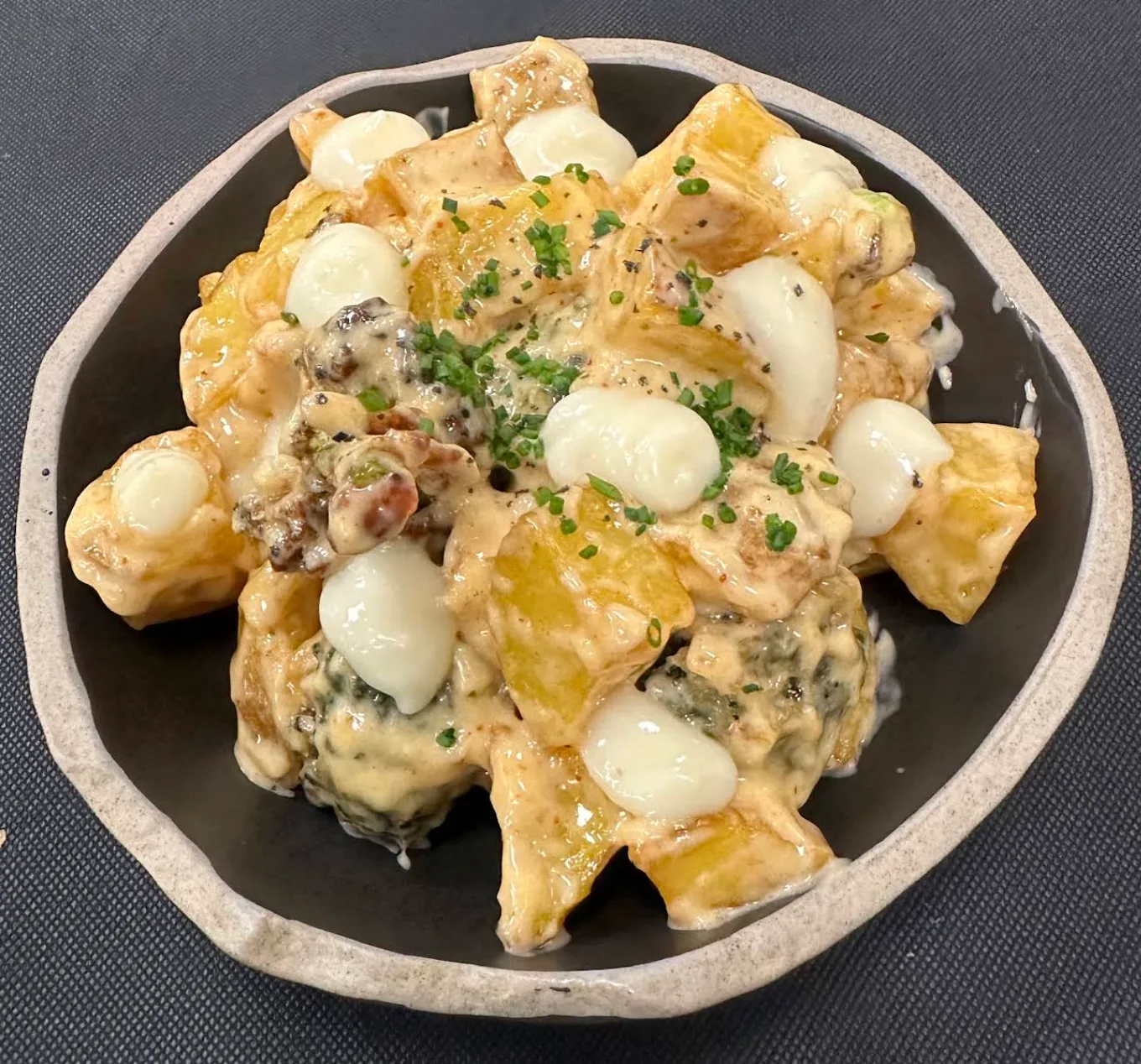 Foto de las bravas: A la Taula i al Llit