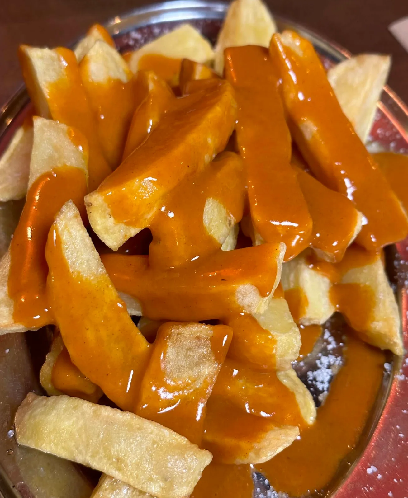 Foto de las bravas: Bar + Q Tapas