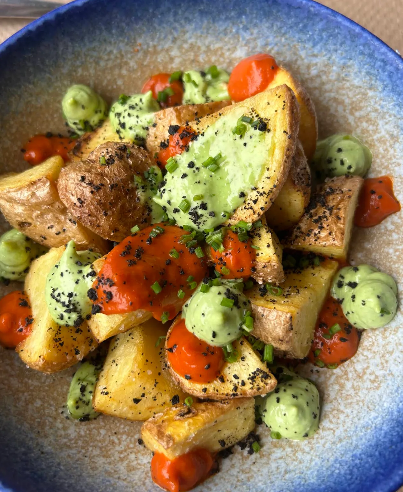 Foto de las bravas: Saraguell gastrobar