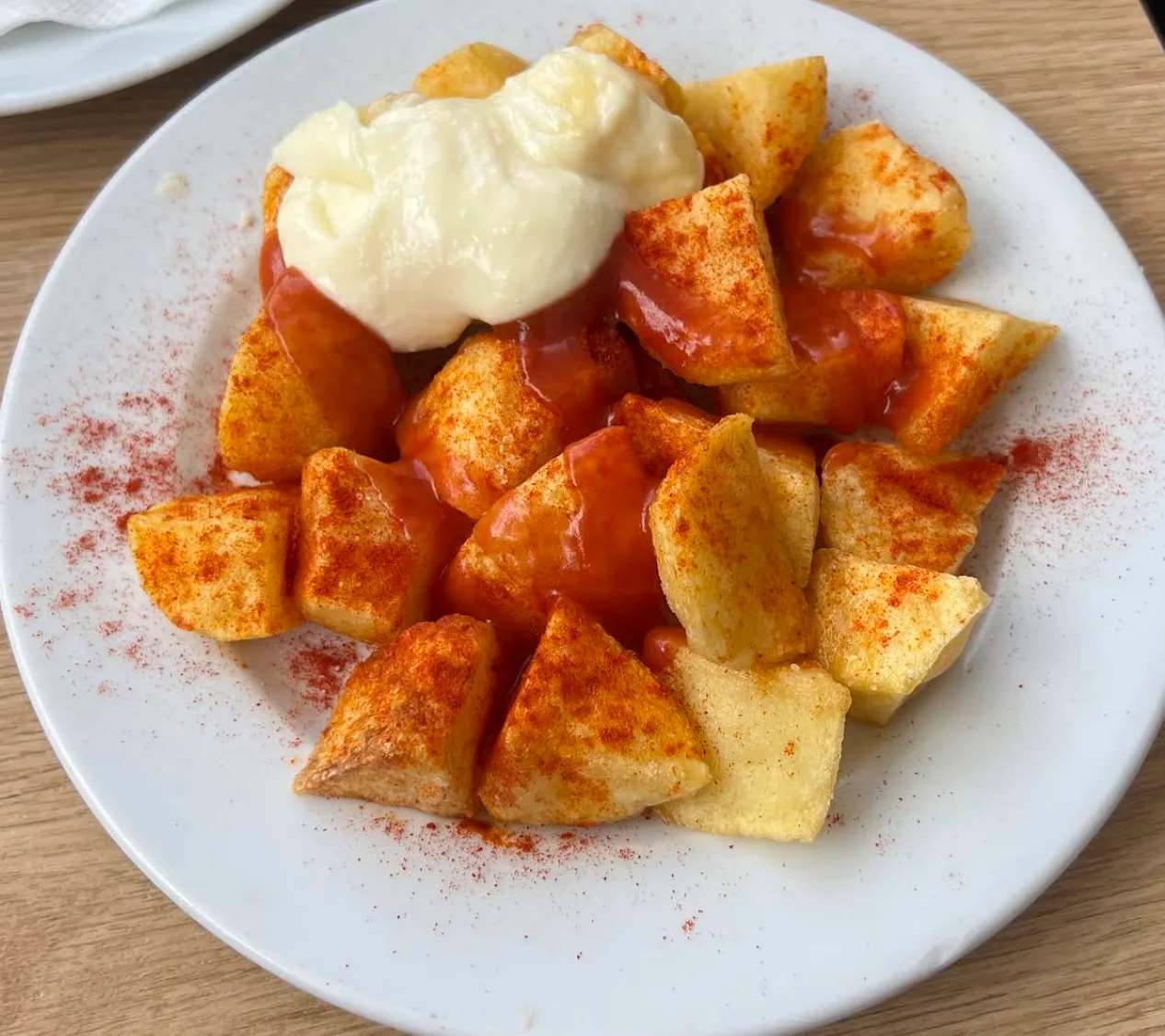 Foto de las bravas: Boatella Tapas